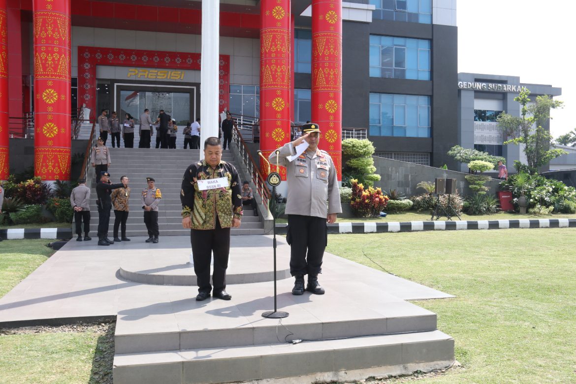 Farewell Parade Sertijab Kapolda Sumsel Berlangsung Lancar dan Khidmat